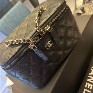 Chanel Vanity With Chain Purse